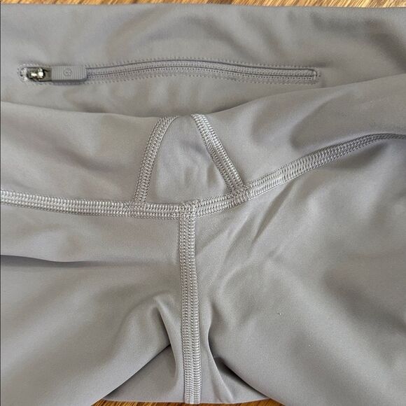 Lululemon Color Block High Waist Leggings size 10 - Picture 6 of 7